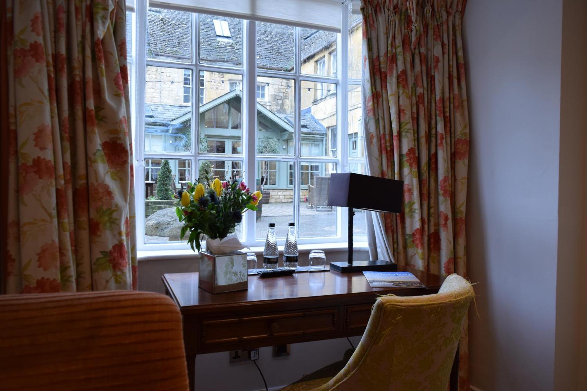 Noel Arms - "A Bespoke Hotel" Chipping Campden Extérieur photo